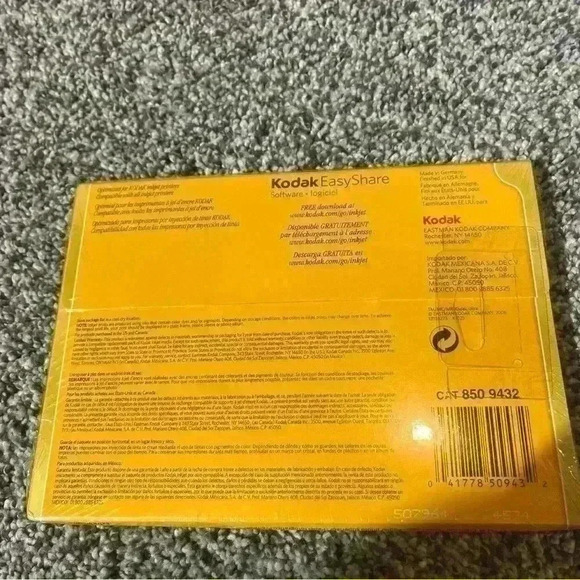 Kodak Ultra Premium Photo Paper 20 sheets high gloss 5X7 10mil New - Picture 2 of 6